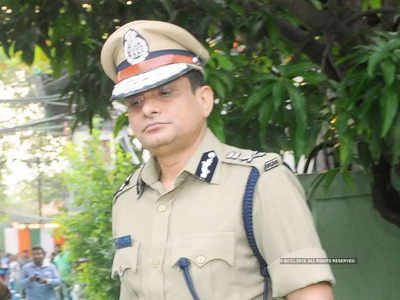 सारदा घोटाला: कोलकाता के पूर्व पुलिस कमिश्नर राजीव कुमार के खिलाफ लुक आउट नोटिस