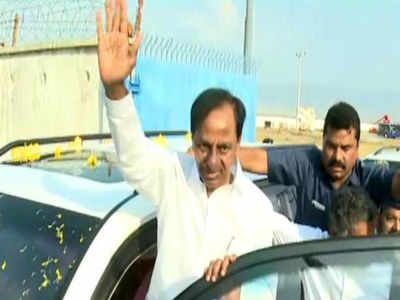 KCR Tirumala Tour: తిరుమల పర్యటనకు కేసీఆర్.. రేణిగుంటలో ఘన స్వాగతం