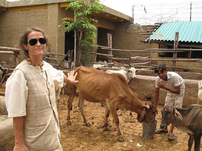 ‘पद्मश्री’ से सम्मानित जर्मन महिला की वीजा की अवधि बढ़ी, अब कर सकेंगी गायों की सेवा