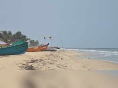 ಅಬ್ಬ್ಟರಿಸದ ಕಡಲು, ಮಳೆ ಮತ್ತಷ್ಟು ವಿಳಂಬ