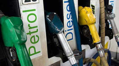 Petrol Price: கொஞ்சம் கொஞ்சமா குறைந்து வரும் பெட்ரோல், டீசல் விலை!