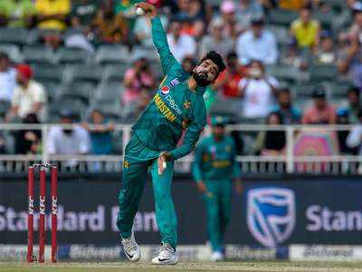 गांव की गलियों में क्रिकेट खेल विश्व कप तक पहुंचे पाकिस्तान के क्रिकेटर शादाब खान