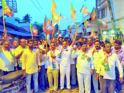 ‘ಶೋಕಿಯ ಚಟ ಚಟ್ಟಕ್ಕೆ ಆಹ್ವಾನ ’