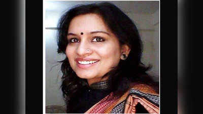 मुंबईः महिला IAS अधिकारी ने किया गांधी विरोधी ट्वीट, गोडसे की प्रशंसा, विवाद