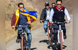 #WorldBicycleDay: ये बॉलिवुड स्‍टार्स हैं हिट क्‍योंकि साइकलिंग रखती है फिट