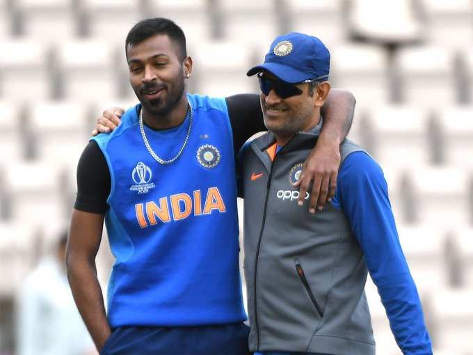 Hardik Pandya - MS Dhoni