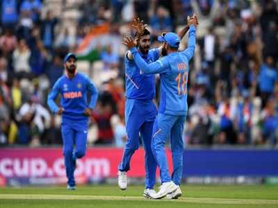 IND v SA: தென் ஆப்ரிக்காவை நடு நடுங்க வச்ச ‘யார்க்கர் கிங்’ பும்ரா.. : இந்தியாவுக்கு ரன்கள் இலக்கு!