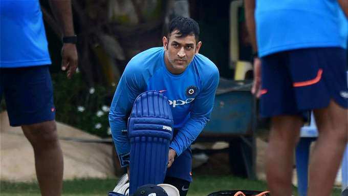 MS-Dhoni 1