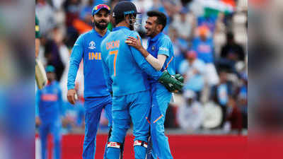 World Cup 2019: अपने कीपिंग ग्लब्स पर सेना का खास लोगो लगाकर उतरे धोनी