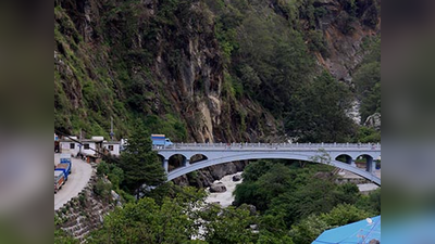 चीन-नेपाल मैत्री पुल यातायात के लिए खोला गया