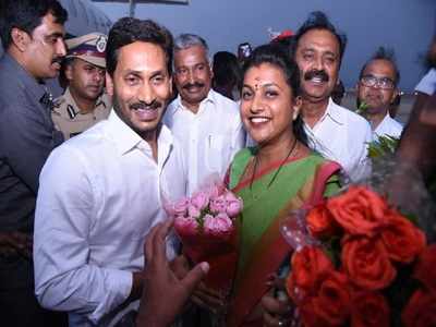 YSRCP MLA Roja: హ్యాట్సాఫ్ జగన్ అన్న.. చేతల్లో చూపించారన్న రోజా