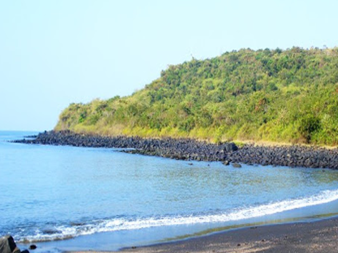 ​ तिलमति बीच (Tilmati Beach karwar)