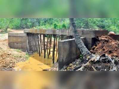 ದೇವರಬಾಳು-ರಾಮನಹಕ್ಲು ಕಿರು ಸೇತುವೆ ಕಾಮಗಾರಿ ಅಂತಿಮಘಟ್ಟಕ್ಕೆ