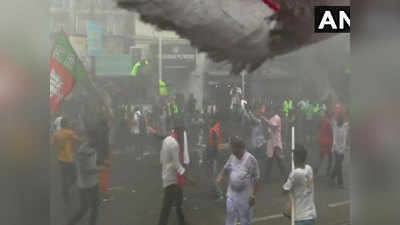 पश्चिम बंगाल में बवालः बीजेपी के मार्च पर पुलिस का लाठीचार्ज, आंसू गैस छोड़े