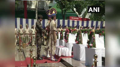 जम्मू-कश्मीर: अनंतनाग आतंकी हमले में शहीद CRPF जवानों को दी गई अंतिम विदाई