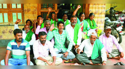 ಮದ್ಯ ಮಾರಾಟ ತಡೆಗೆ ಆಗ್ರಹಿಸಿ ಪ್ರತಿಭಟನೆ