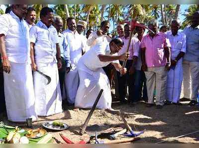 கீழடியில் 5ம் கட்ட அகழாய்வு பணியை தொடங்கி வைத்தாா் அமைச்சா் பாண்டியராஜன்