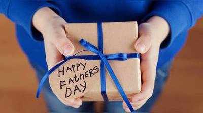 Happy Fathers Day: தந்தையர் தினத்தன்று தந்தைக்கு என்ன பரிசு வழங்கலாம்?