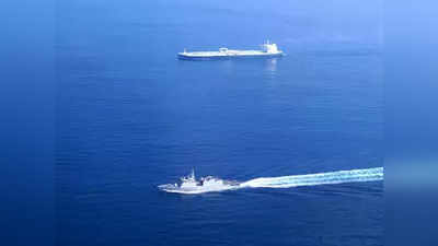 ओमानच्या समुद्रात भारताच्या २ युद्धनौका तैनात