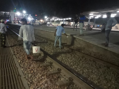 यूपी: अलीगढ़ रेलवे स्‍टेशन पर 50 चूहों को मारा