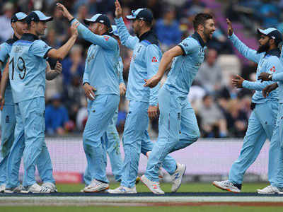 England Team: ஒருவேளை இன்று ஆஸி., ஜெயிச்சா.. இங்கிலாந்து அரையிறுதி வாய்ப்பு எப்படி?