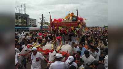 संत तुकाराम पालखी सोहळा मार्गस्थ