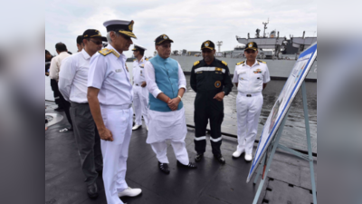चीन का जिक्र कर रक्षा मंत्री राजनाथ सिंह ने कहा, समंदर में नौसेना को बढ़ानी होगी और सतर्कता