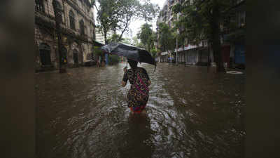बारिश से बेहाल हुई मुंबई, सोशल मीडिया पर लोगों ने शिवसेना को घेरा