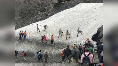 अमरनाथा यात्रा: ग्लेशियर के पास गिर रहे थे पत्थर, श्रद्धालुओं के लिए ढाल बने ITBP जवान