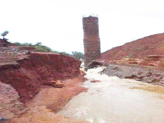 रत्नागिरी डैम टूटने के बाद मची तबाही