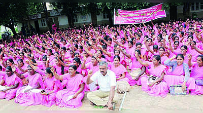 ಬೇಡಿಕೆಗಳ ಈಡೇರಿಕೆಗೆ ಆಗ್ರಹ