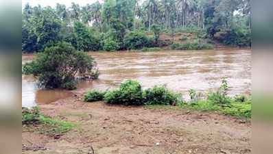 ಈಡೇರದ ಸೇತುವೆ ಬೇಡಿಕೆ: ದಿಗ್ಬಂಧನದಲ್ಲಿ ಗ್ರಾಮಸ್ಥರು