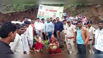 खासदार पवारांच्या हस्ते सुरगाण्यात वृक्षारोपण