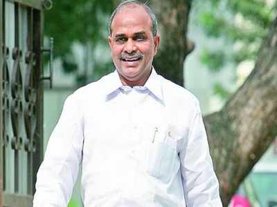 YSR: వైఎస్సార్‌కు చంద్రబాబు నివాళి.. కలెక్ట్ పిక్స్ వైరల్