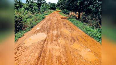 ರಸ್ತೆ ದುರಸ್ತಿಗೆ ಒತ್ತಾಯ