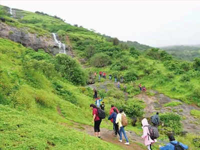 ट्रेक ट्रेक वाजते डोक्यात