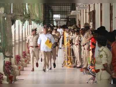 ರಾಜಕೀಯ ಹೈ ಡ್ರಾಮಾ ಅಪ್‌ಡೇಟ್ಸ್‌: ಬಿಜೆಪಿ ನಾಯಕರ ಜತೆ ಜೆಡಿಎಸ್‌ ಸಚಿವ ಸಾರಾ ಮಹೇಶ್‌ ಮಾತುಕತೆ