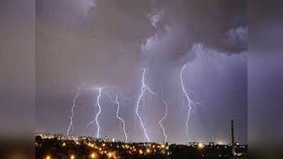 यूपी में बारिश, आंधी-तूफान और बिजली गिरने से 15 लोगों की मौत, 133 इमारतें गिरीं