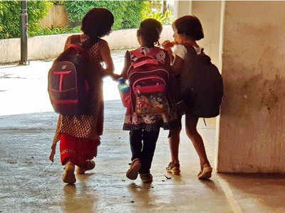 भारत में 10 साल के अंदर हर बच्चे को मिलेगी प्राथमिक शिक्षा!