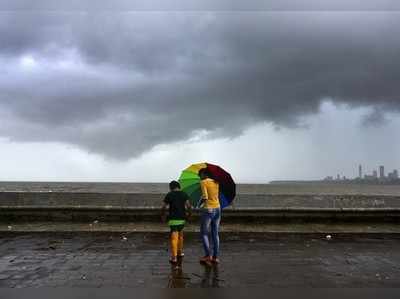 ಮಳೆಯಲ್ಲಿ ನೆನೆಯೋಣ...