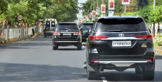 jagan convoy.