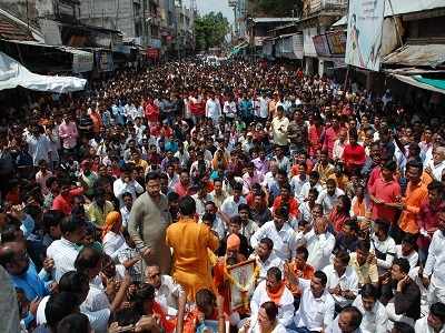 धुळे बंदला उत्स्फूर्त प्रतिसाद