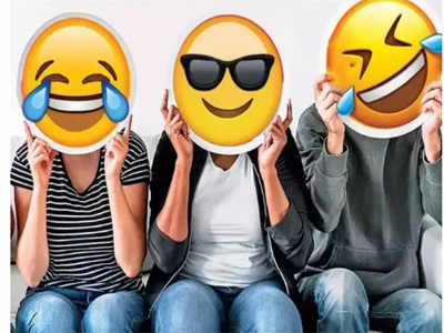World Emoji Day: भारतात या इमोजीचा सर्वाधिक वापर
