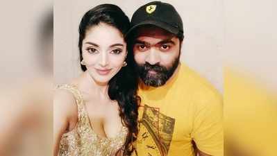 Sanam Shetty: சிம்புவுடன் செல்ஃபி எடுத்துக் கொண்ட தர்ஷனின் காதலி: வைரலாகும் புகைப்படம்!