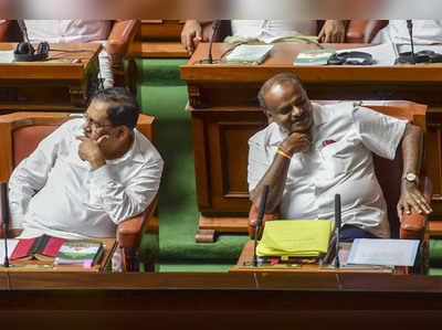 കര്‍ണാടകത്തില്‍ വിശ്വാസ വോട്ടെടുപ്പ് നടന്നില്ല; ഗവര്‍ണര്‍ ഇടപെട്ടു