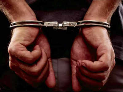 नौकरी दिलवाने का झांसा देकर ठगी करने के आरोप में 5 गिरफ्तार