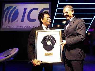 ICC Hall Of Fame: ஏன் கும்ளே, டிராவிட்டுக்கு பின் சச்சின் ஐசிசி  ஹால் ஆஃப் பேம் விருது கிடைத்தது தெரியுமா?