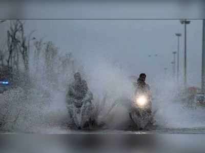 സംസ്ഥാനത്ത് മഴ കനക്കുന്നു: പമ്പ കരകവിഞ്ഞു, ഇടുക്കിയിൽ മണ്ണിടിച്ചിൽ