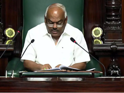 कर्नाटकः स्पीकर ने स्थगित की सदन की कार्यवाही, अब 22 को होगा बहुमत परीक्षण