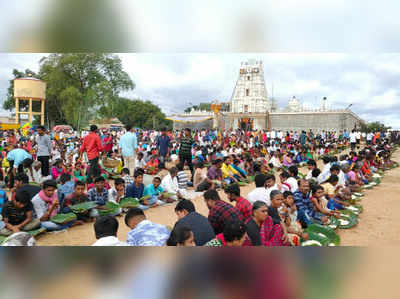 ಸಂಭ್ರಮದ ಶ್ರೀ ತೋಪಿನ ತಿಮ್ಮಪ್ಪನ ಹರಿಸೇವೆ